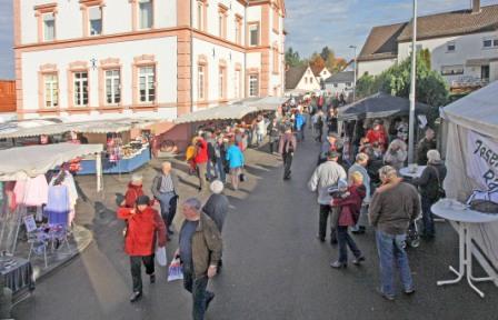 Booths and old school houseKrammarkt Miesenbach