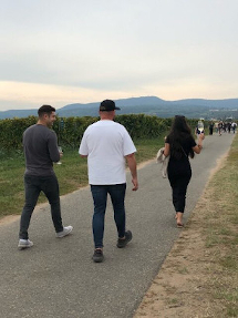 Hikers at the Culinary Hike in Herxheim